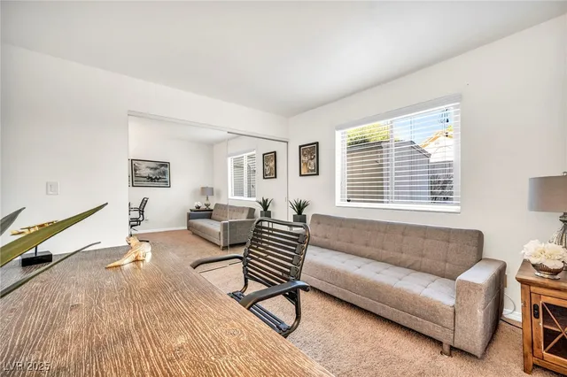 $799,900 | 3225 Shoreline Drive, Las Vegas, NV 89117