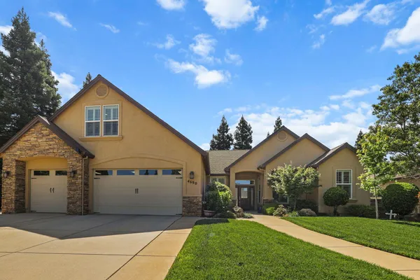 $950,000 | 4690 Big Horn Drive, Redding, CA 96002