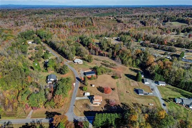 $344,900 | 309 Vernon Road, Reidsville, NC 27320