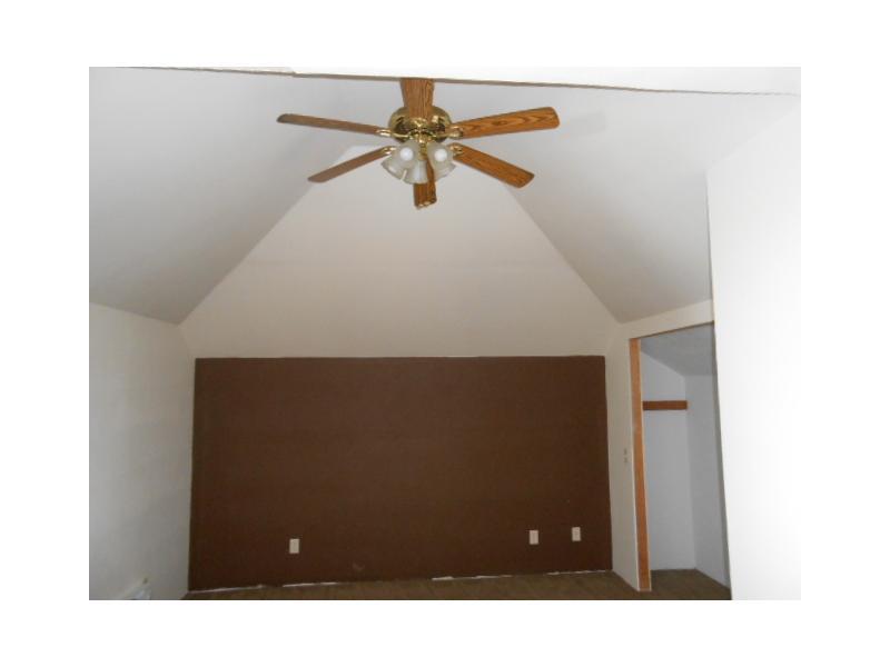 9203 North Raider Road Middletown, IN 47356 - Photo 9 of 19 Gallery Image 9
