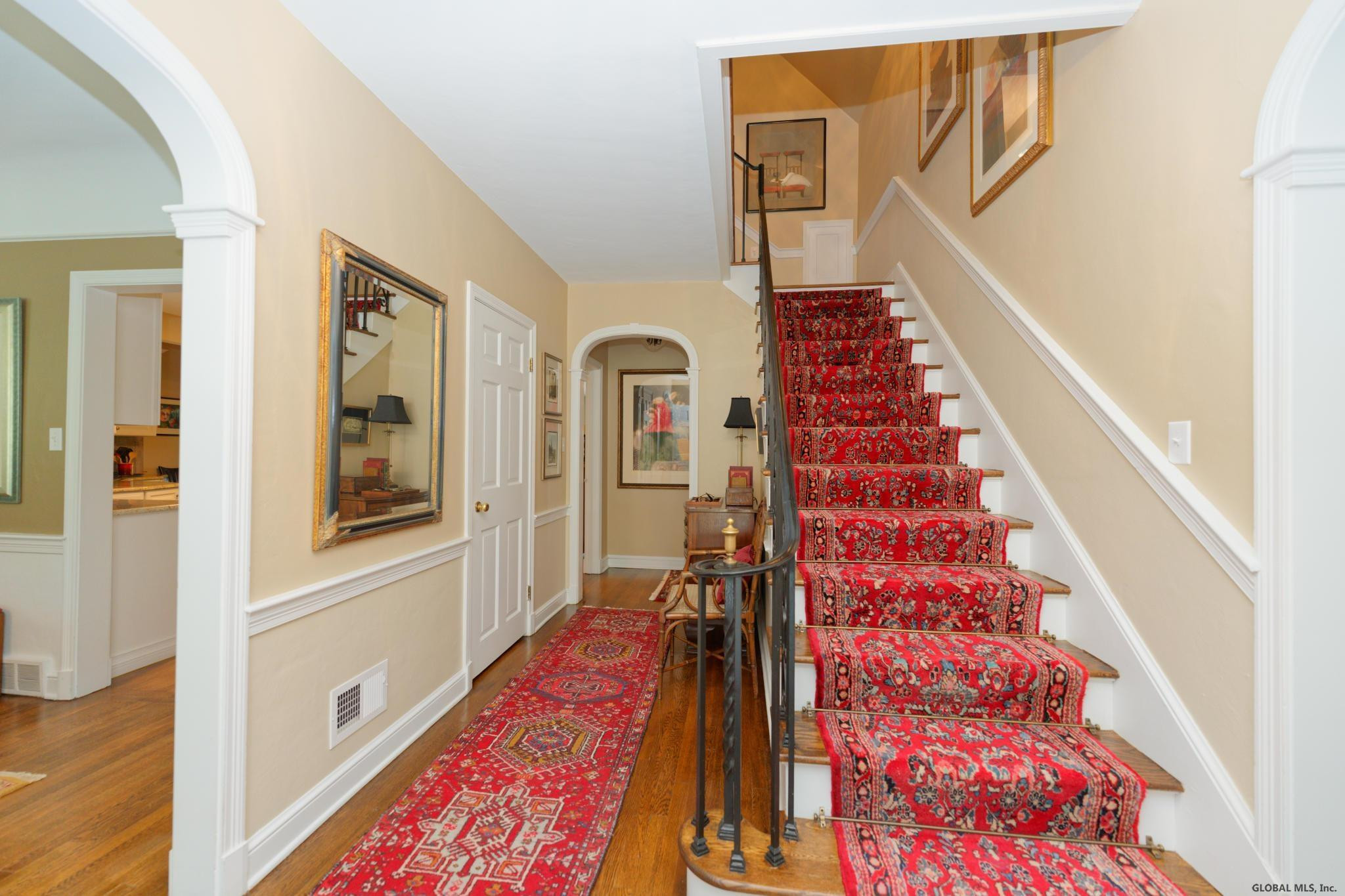 291 Loudon Road Colonie, NY 12211 - Photo 5 of 55 Photo 5