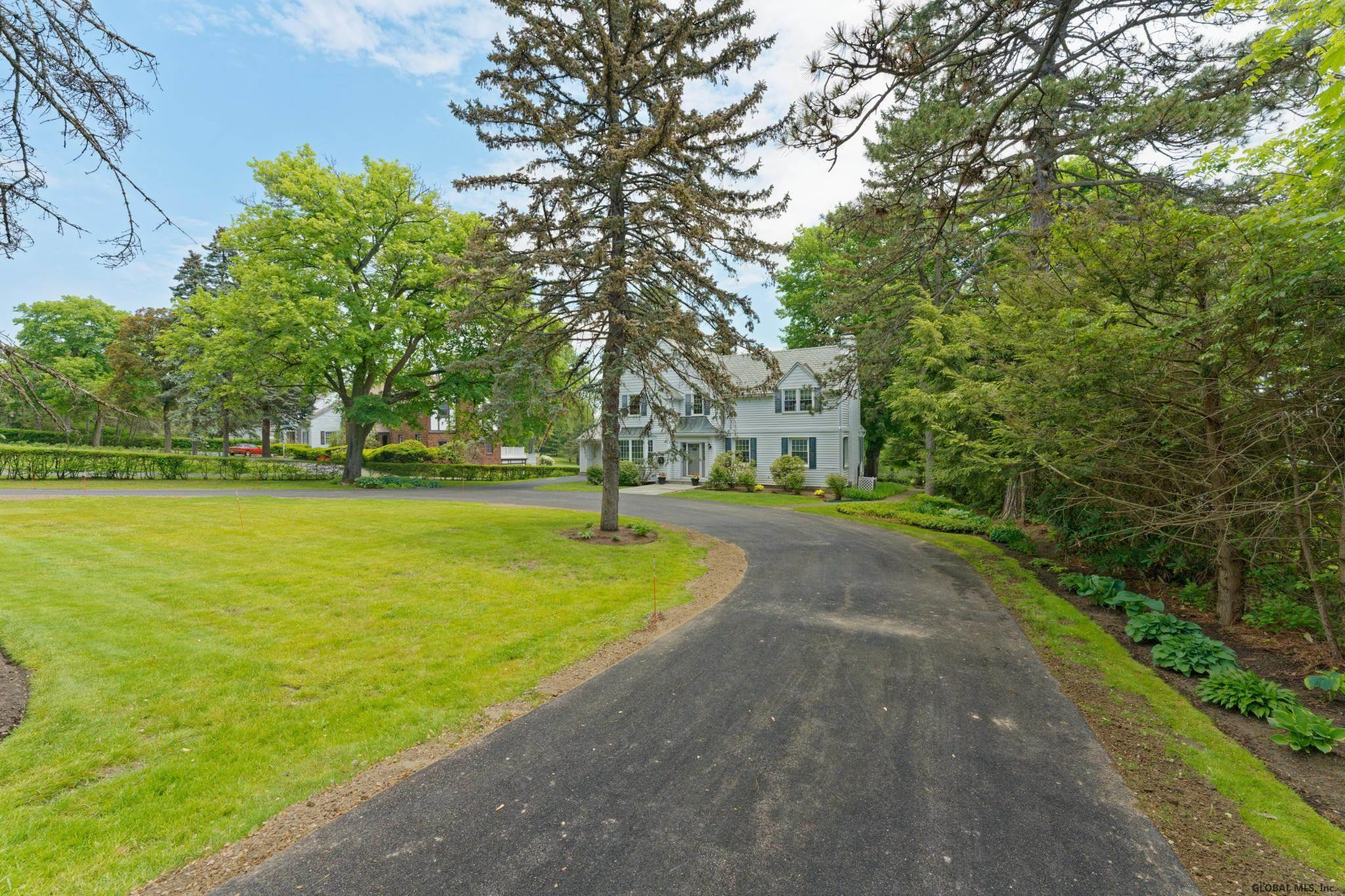 291 Loudon Road Colonie, NY 12211 - Photo 8 of 55 Photo 8