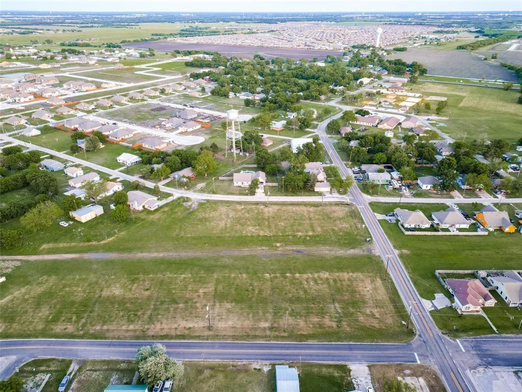 112 East Hubbard Road Josephine, TX 75173 - Photo 6 of 10 a view of residential houses with outdoor space