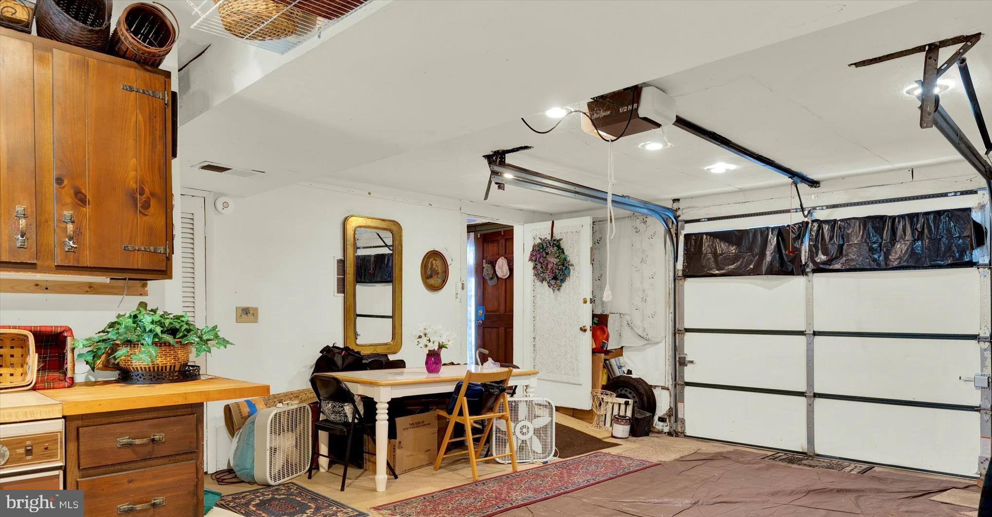 606 Freeland Road Freeland, MD 21053 - Photo 25 of 50 a view of a workspace