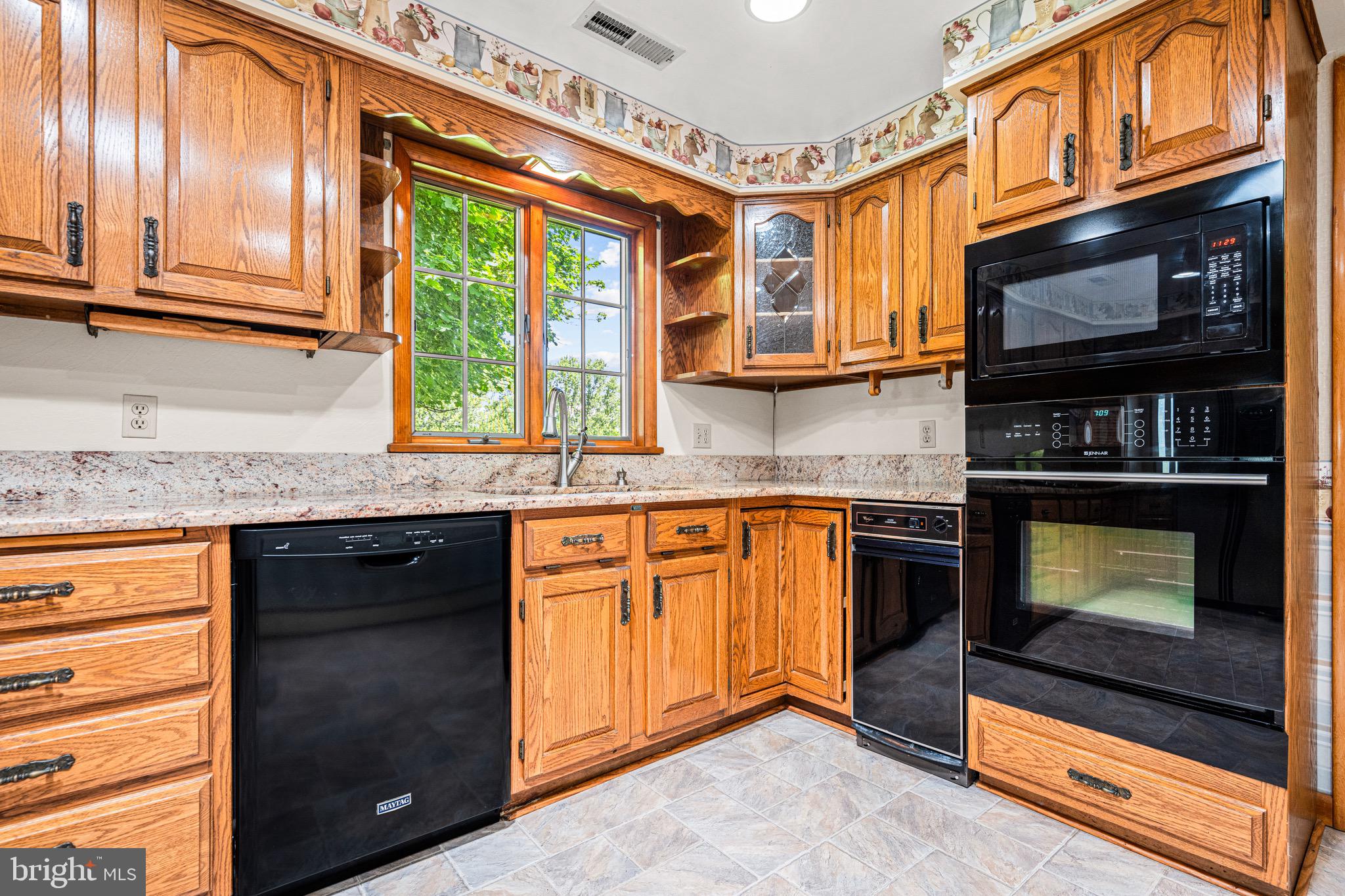2108 Woodview Road Finksburg, MD 21048 - Photo 16 of 52 Kitchen