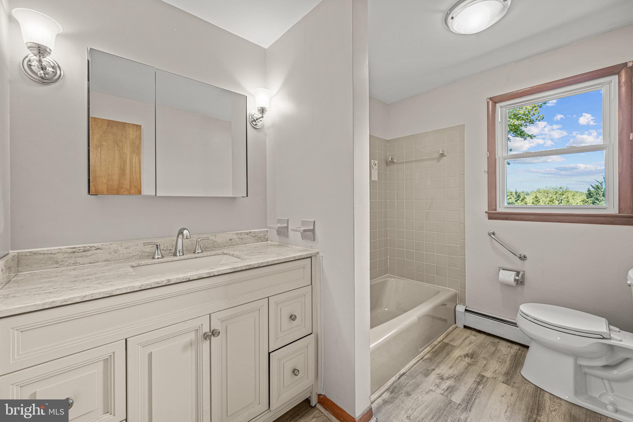 2108 Woodview Road Finksburg, MD 21048 - Photo 33 of 52 Hall bathroom