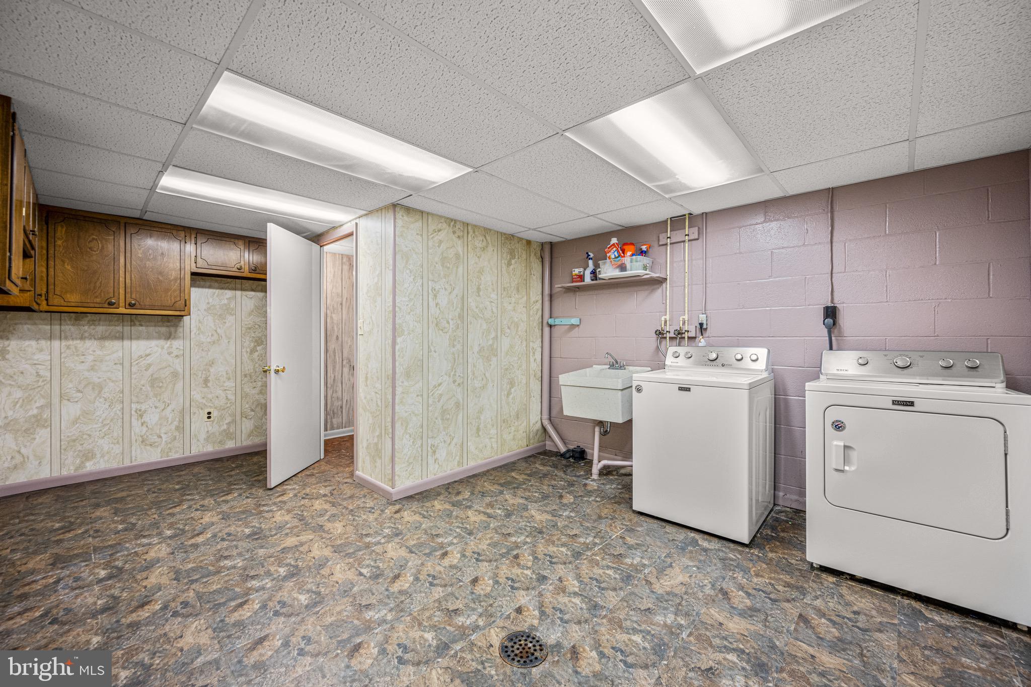 2108 Woodview Road Finksburg, MD 21048 - Photo 43 of 52 Large Laundry Room