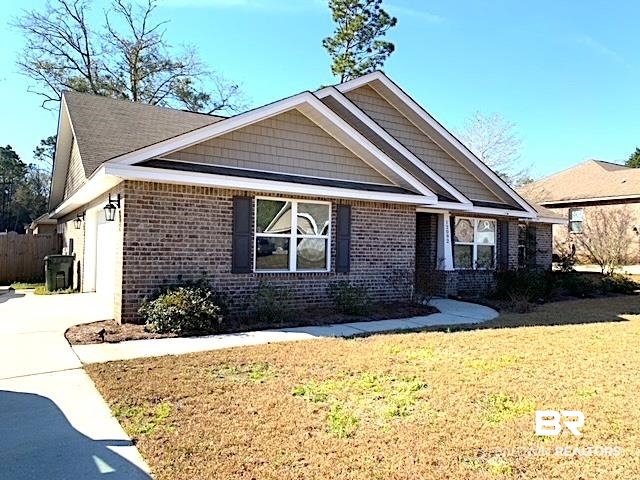 12092 Chaucer Avenue Daphne, AL 36526 - Photo 2 of 27 Front Driveway and Garage