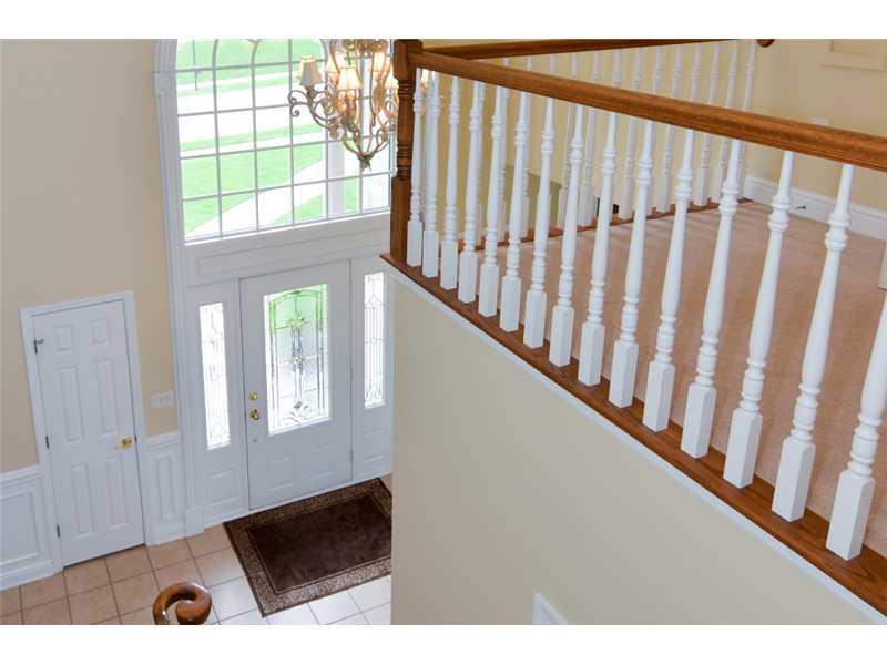 10329 Ridgecrest Point Wexford, PA 15090 - Photo 17 of 25 Entry/Foyer.