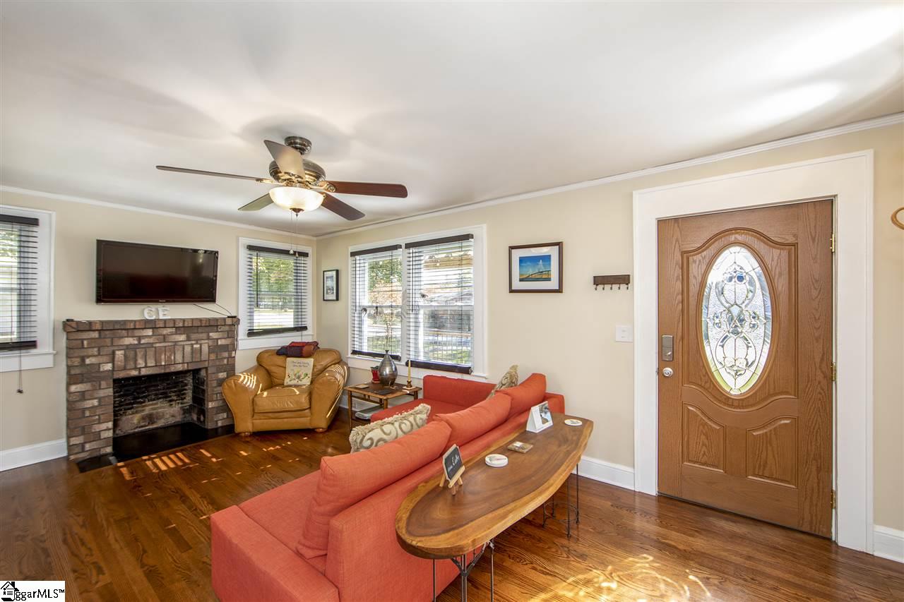 34 Ackley Road Greenville, SC 29607 - Photo 6 of 27 Beautiful Hardwood Flooring