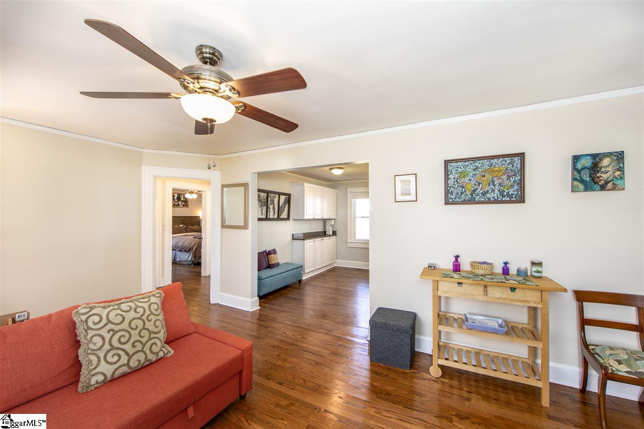 34 Ackley Road Greenville, SC 29607 - Photo 8 of 27 Great for Entertaining!