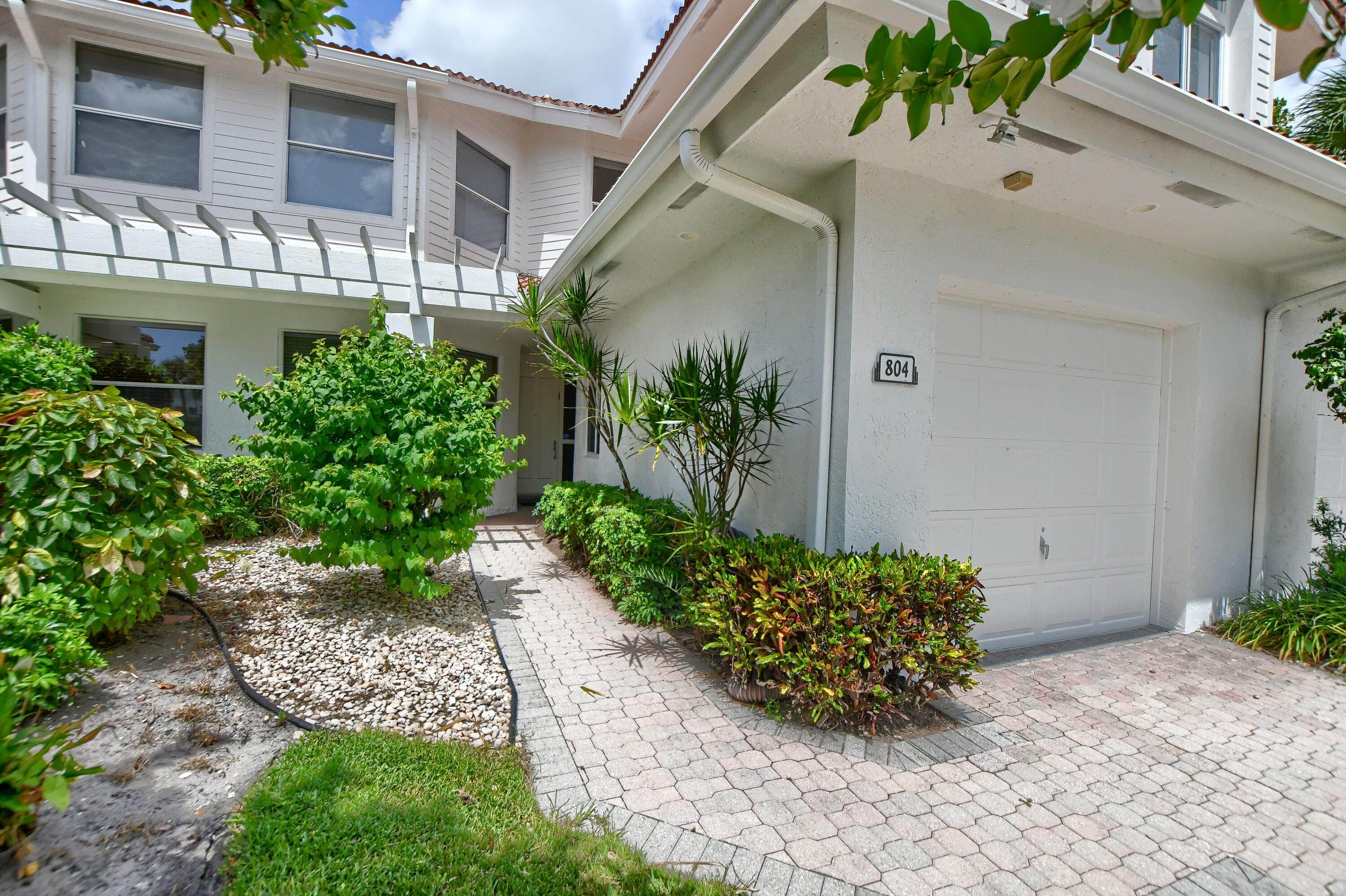 2471 Northwest 59th Street, Unit 804 Boca Raton, FL 33496 - Photo 8 of 68 entry pathway
