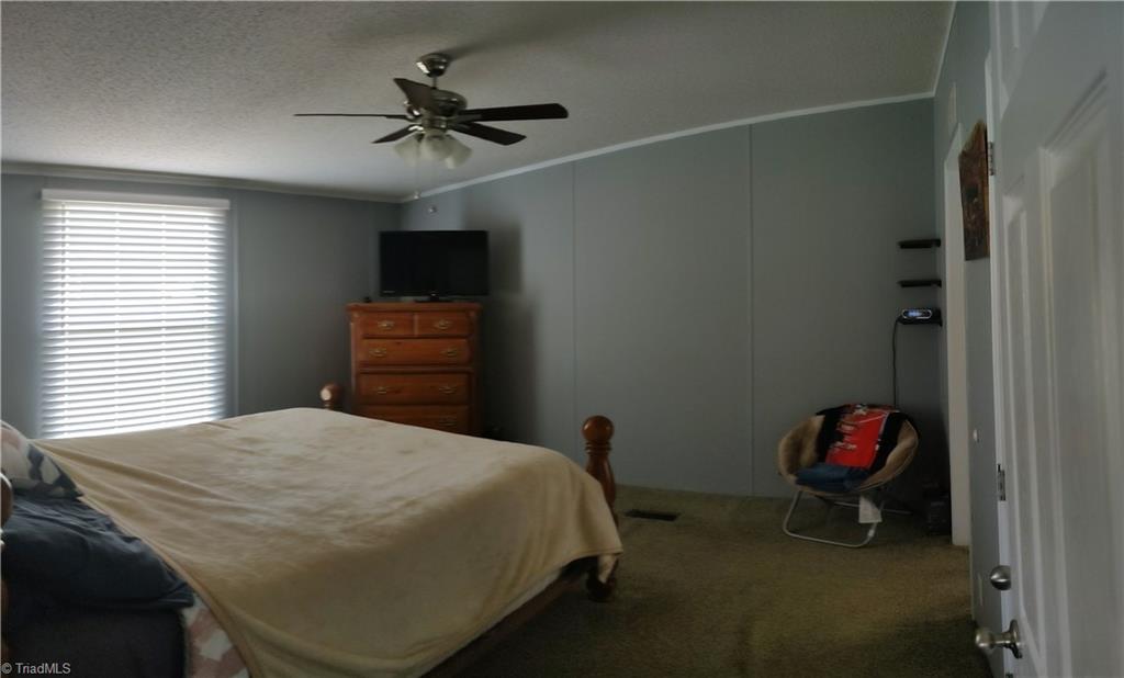 1090 Chestnut Grove Road King, NC 27021 - Photo 14 of 26