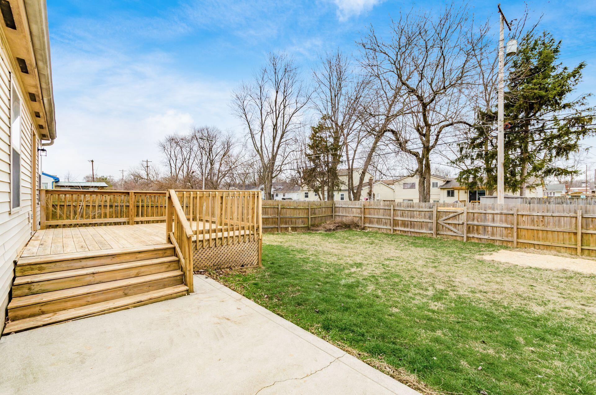 2212 Margo Road Columbus, OH 43229 - Photo 31 of 32 031_46e710_L 2212 Margo Rd058