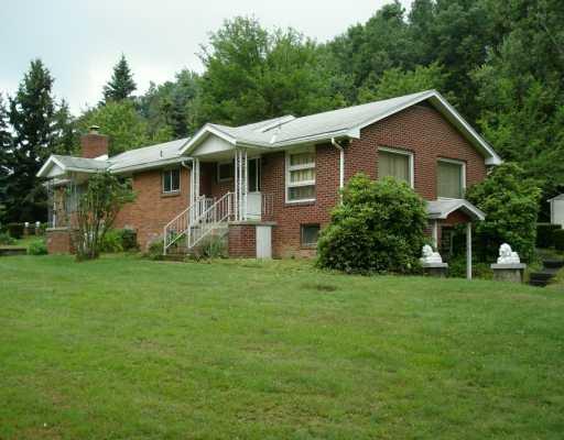 164 Cummings Road Acme, PA 15610 - Photo 1 of 8 Exterior Front.