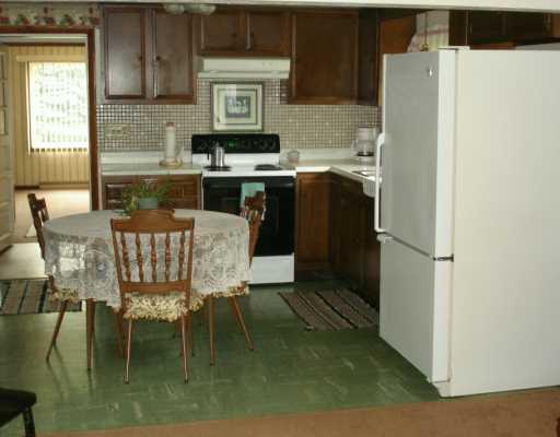 164 Cummings Road Acme, PA 15610 - Photo 3 of 8 Kitchen.