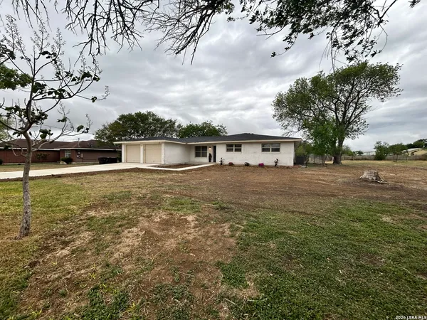 $319,000 | 112 Seidel Street, Marion, TX 78124