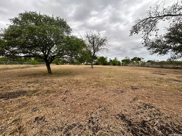 $319,000 | 112 Seidel Street, Marion, TX 78124