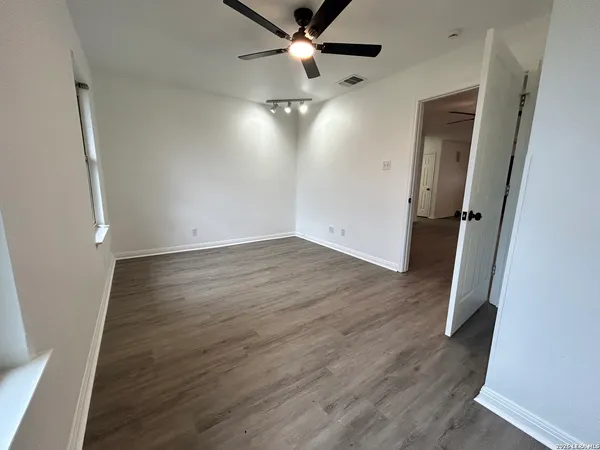 $319,000 | 112 Seidel Street, Marion, TX 78124