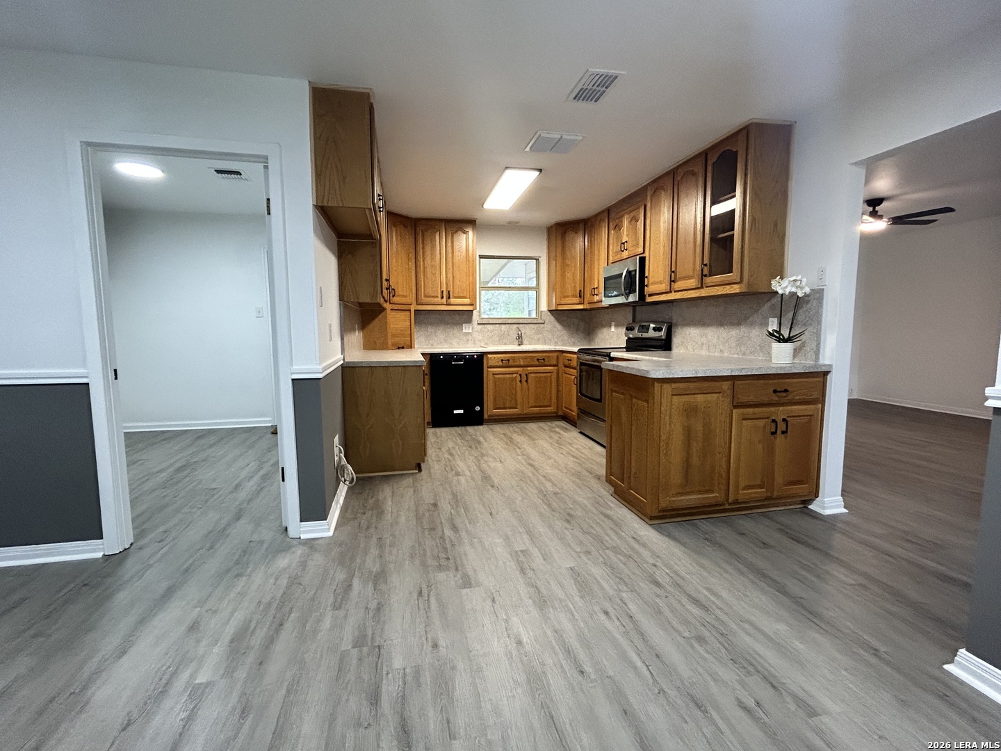 112 Seidel Street Marion, TX 78124 - Photo 8 of 25