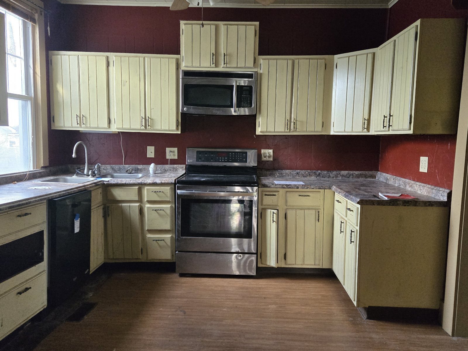 8675 Bono Road Terre Haute, IN 47802 - Photo 8 of 21 Gallery Image 8
