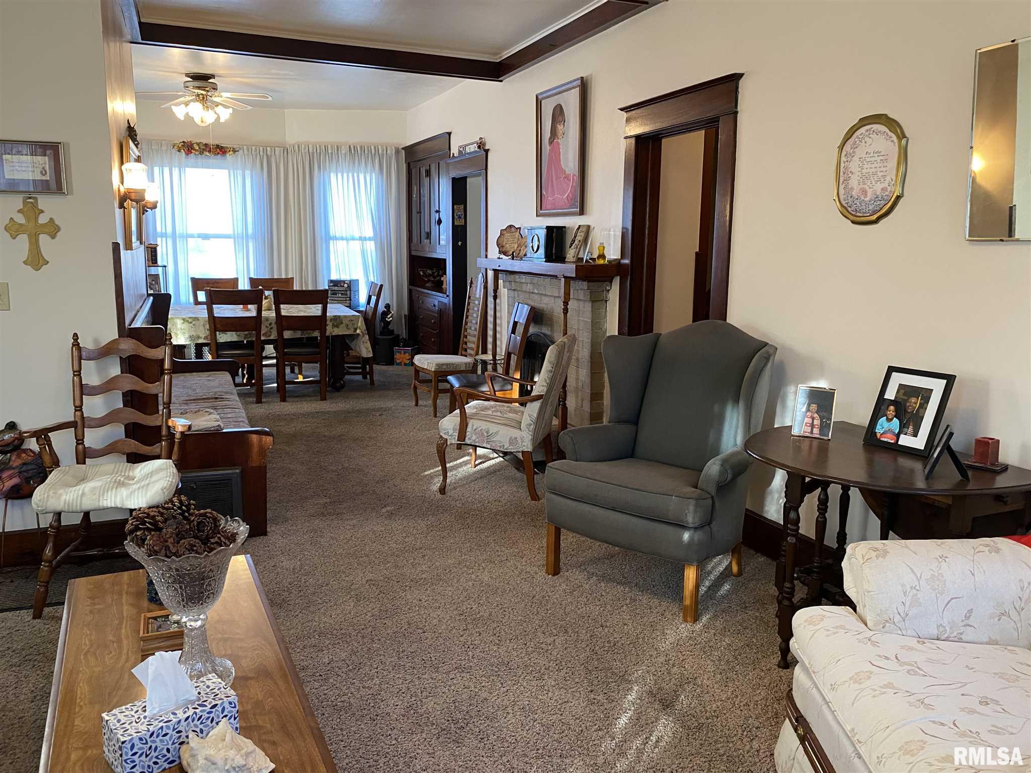 1420 South 16th Street Springfield, IL 62703 - Photo 3 of 12 Gallery Image 3