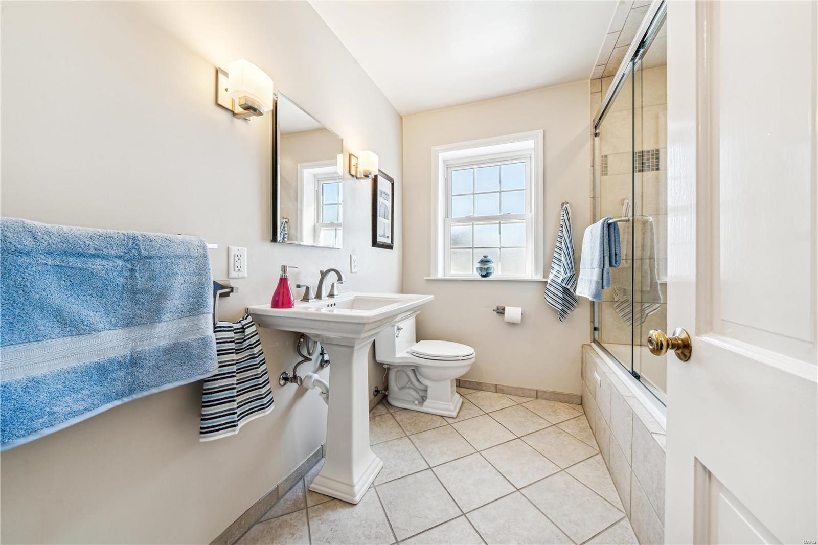 7 Highgate Road St. Louis, MO 63132 - Photo 13 of 31