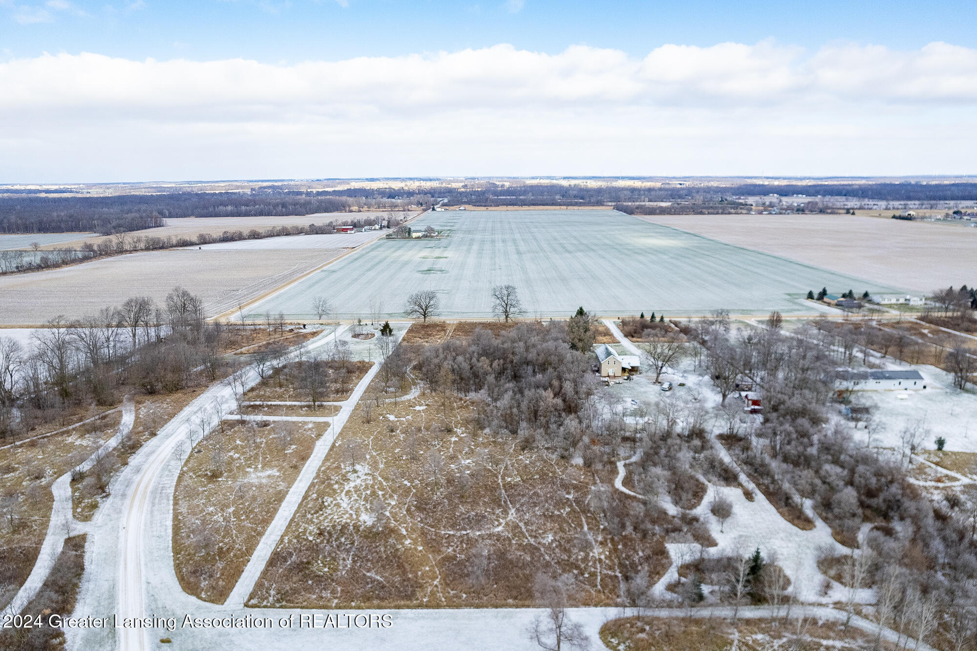 3407 W County Line Rd St Johns MI-100