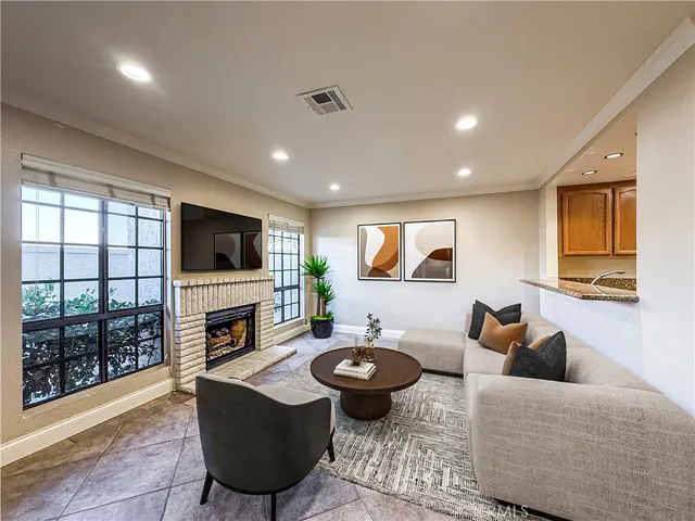 $715,000 | 2625 Artesia Boulevard, Torrance, CA 90504