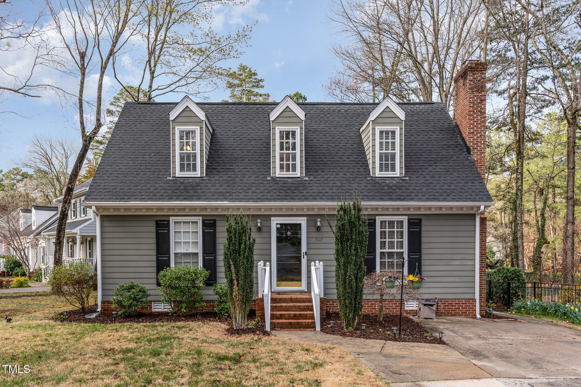 7017 Sandringham Court Raleigh, NC 27613 - Photo 1 of 25 001_dsc00007-edit_844