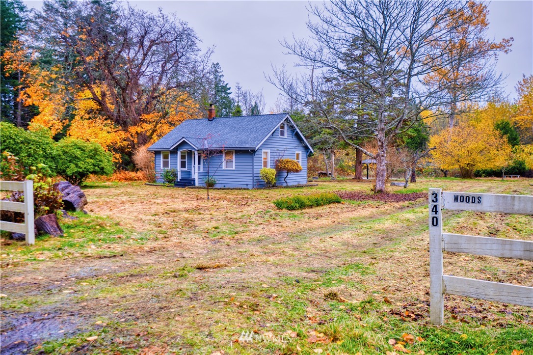 340 Boundary Bay Road Point Roberts, WA 98281 - Photo 3 of 17 a front view of a house with a yard