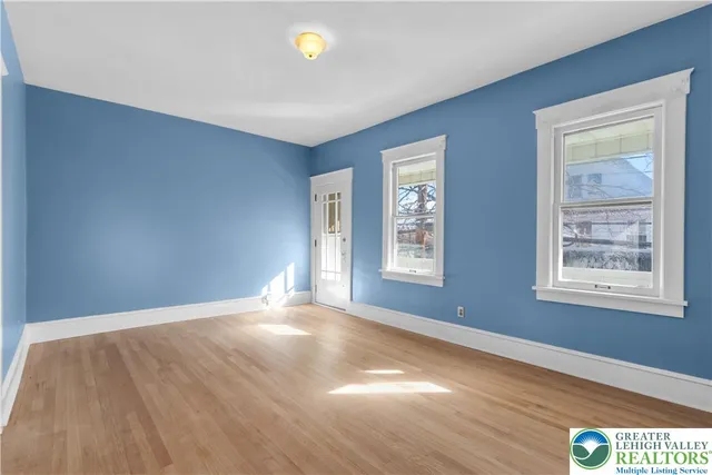 $1,600 | 746 North Washington Street, Unit 1, Wilkes Barre, PA 18705