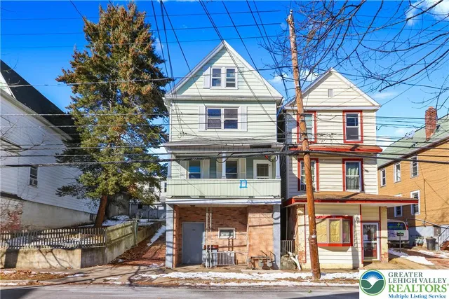 $1,600 | 746 North Washington Street, Unit 1, Wilkes Barre, PA 18705