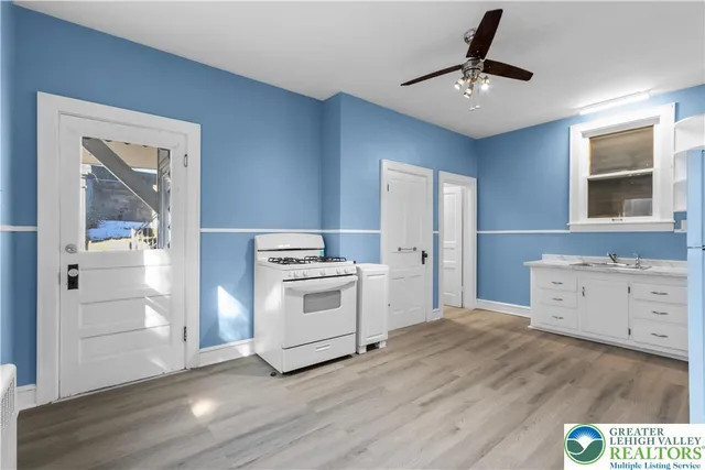 $1,600 | 746 North Washington Street, Unit 1, Wilkes Barre, PA 18705