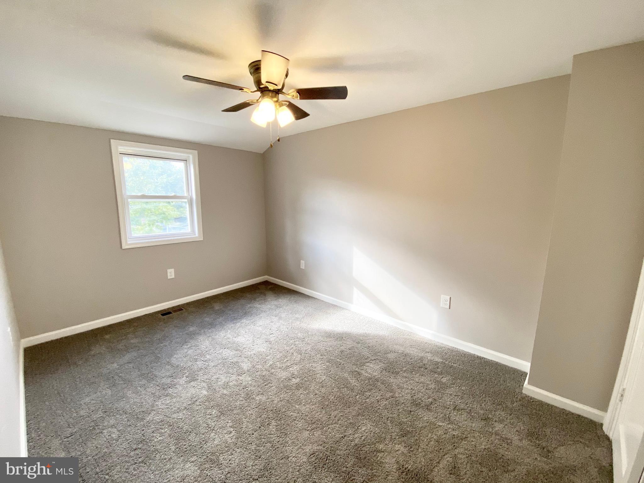 5742 Edgepark Road Baltimore, MD 21239 - Photo 14 of 22