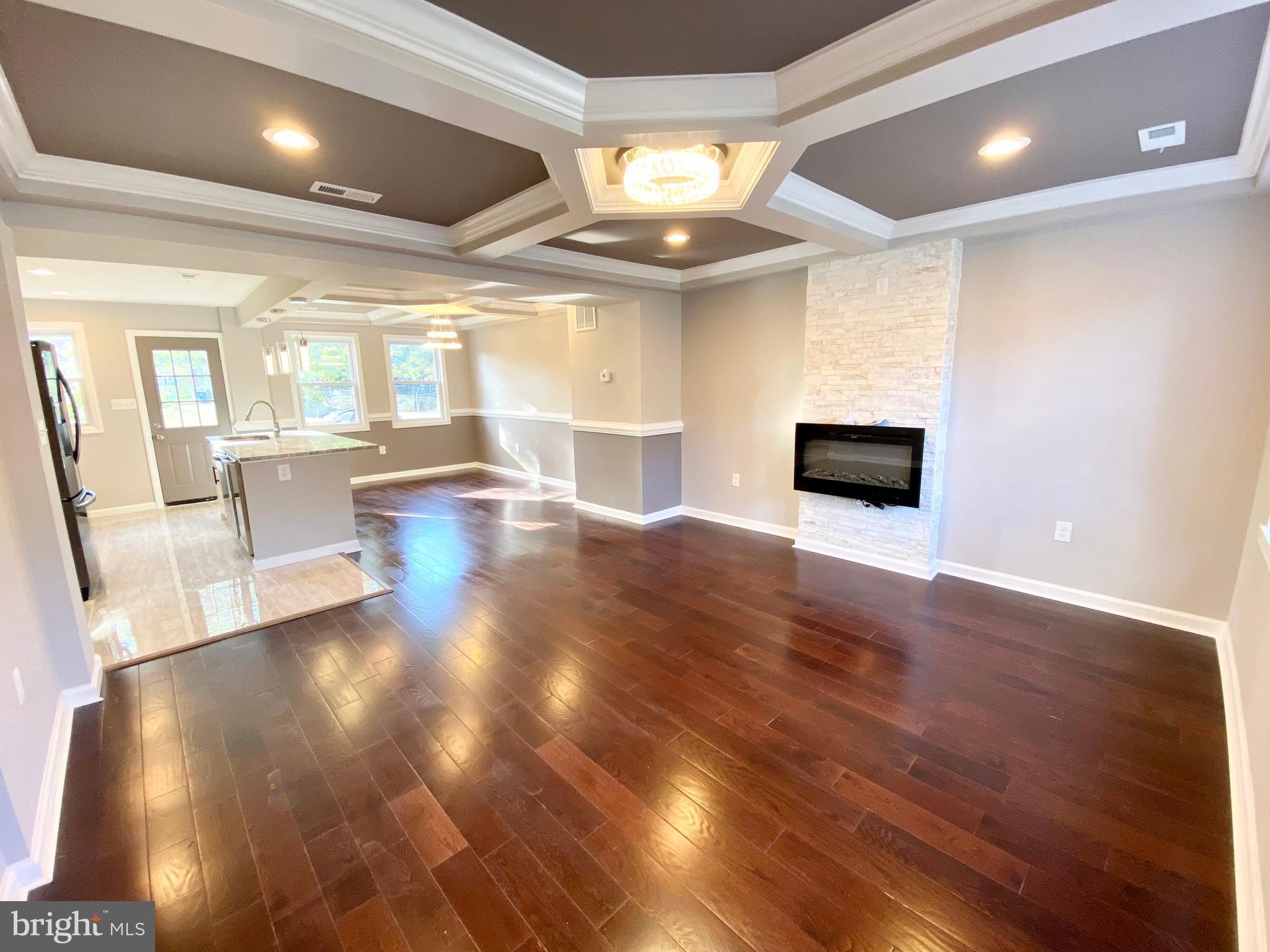 5742 Edgepark Road Baltimore, MD 21239 - Photo 3 of 22
