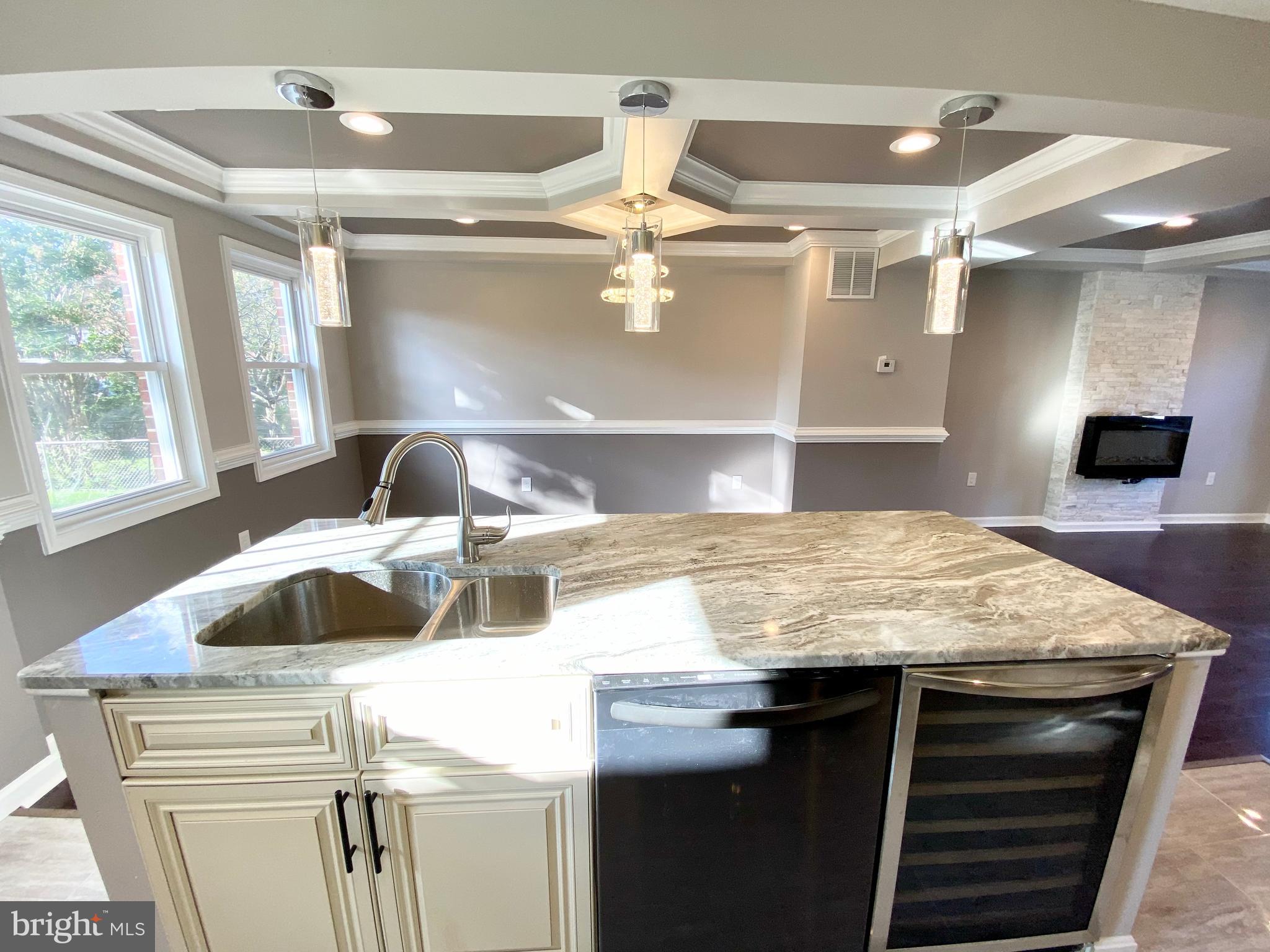 5742 Edgepark Road Baltimore, MD 21239 - Photo 7 of 22