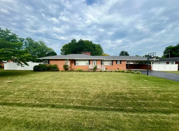 $320,000 | 3424 Leland Circle, Hopkinsville, KY 42240