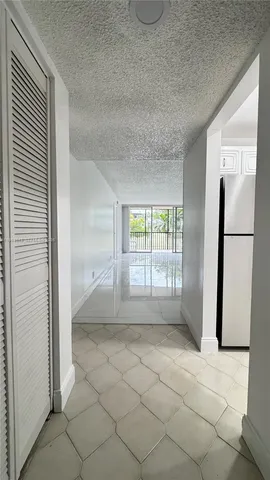 a view of empty room with window