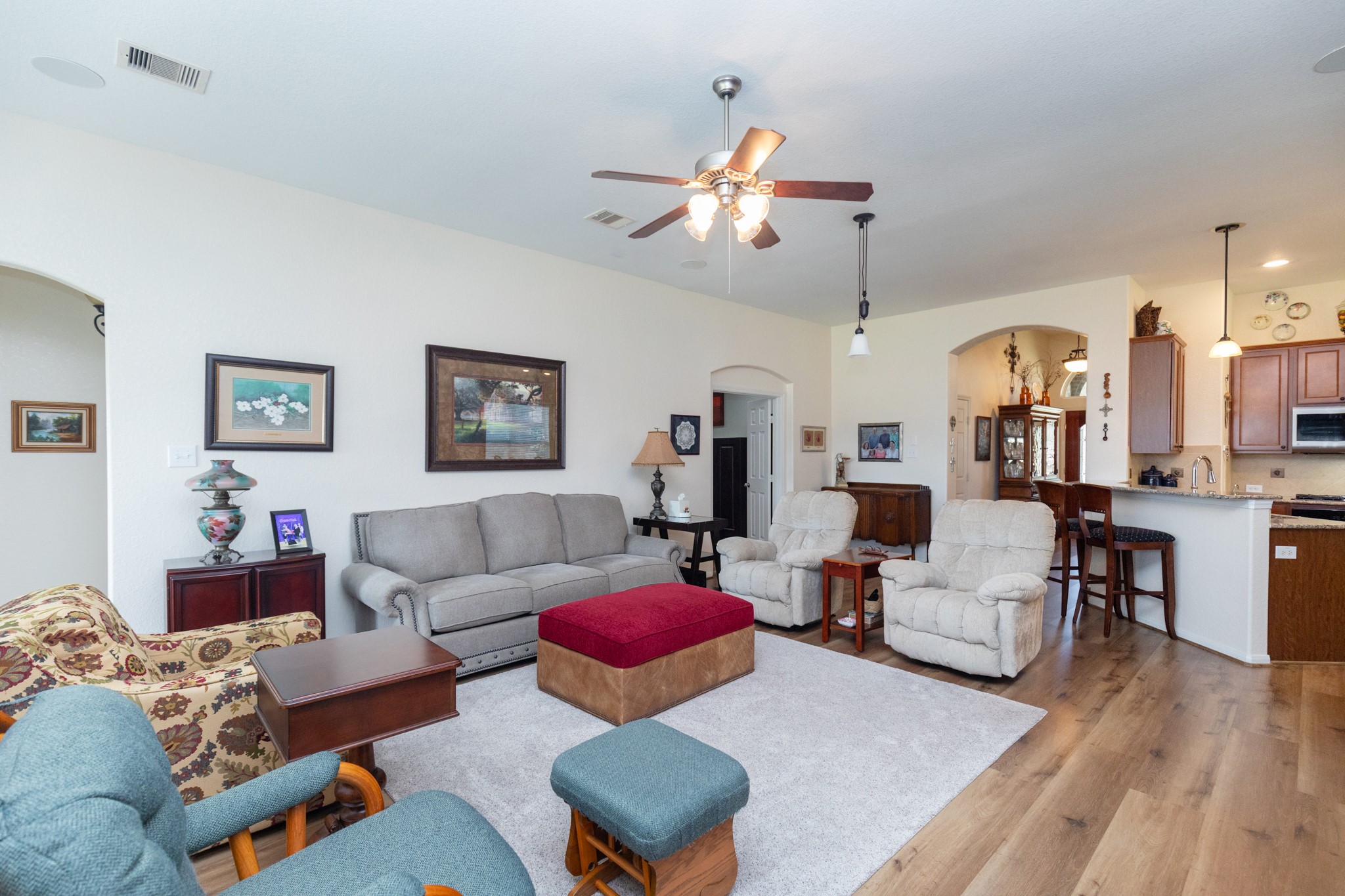 6111 Wickshire Drive Rosenberg, TX 77471 - Photo 11 of 30 Family Room