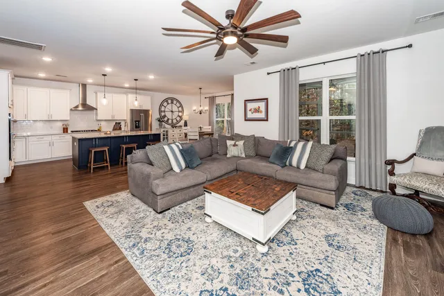 $595,000 | 2045 Tacoma Circle, Ridgeville, SC 29472