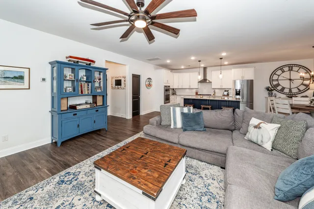 $595,000 | 2045 Tacoma Circle, Ridgeville, SC 29472