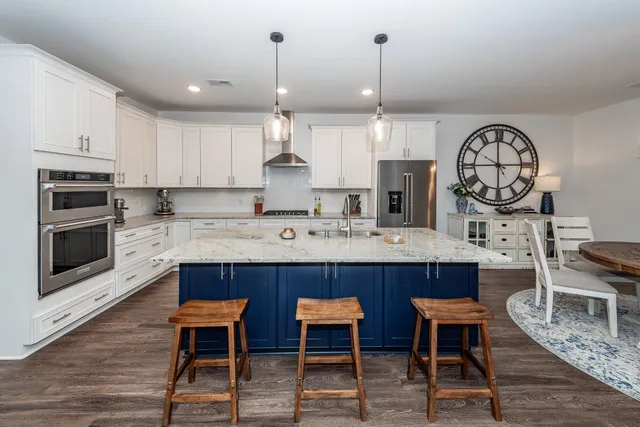 $595,000 | 2045 Tacoma Circle, Ridgeville, SC 29472