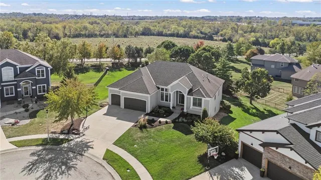 $775,000 | 7822 Houston Street, Lenexa, KS 66227