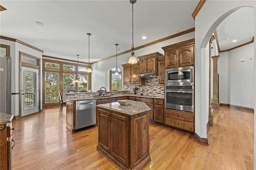 7822 Houston Street Lenexa, KS 66227 - Photo 15 of 51