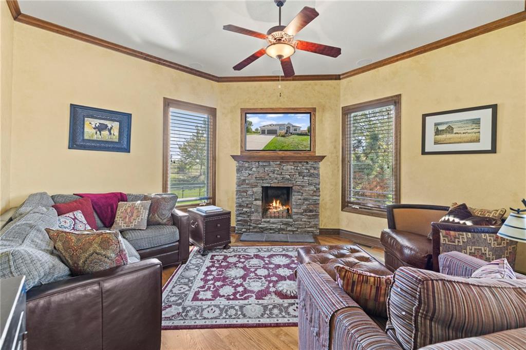 7822 Houston Street Lenexa, KS 66227 - Photo 17 of 51