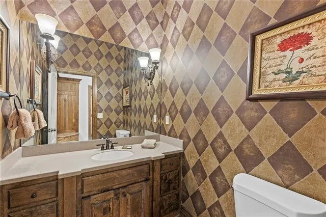 $775,000 | 7822 Houston Street, Lenexa, KS 66227