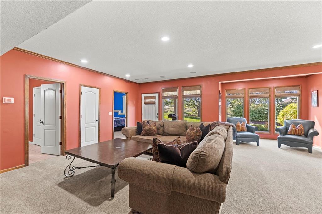 7822 Houston Street Lenexa, KS 66227 - Photo 40 of 51