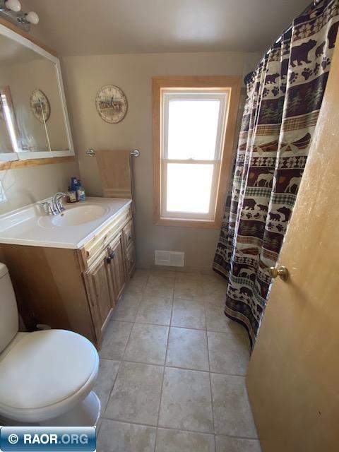212 7th Street Northwest Chisholm, MN 55719 - Photo 11 of 13