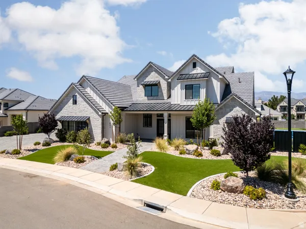 $1,850,000 | 831 Queensridge Drive, Washington, UT 84780